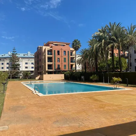 Darsena Planta Baja Con Jardin, Frente Al Puerto Nautico * Denia